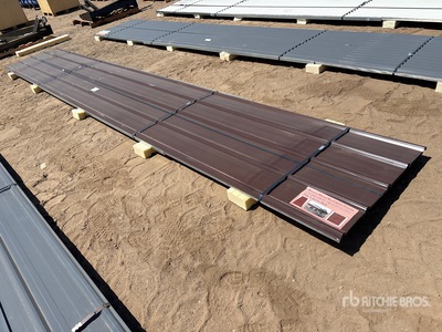 Quantity of (70) 20 Ft x 3 Ft Brown Metal Roof Panels その他 - 店舗 & 倉庫