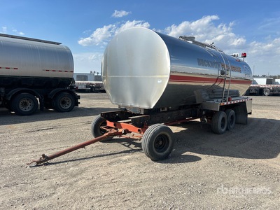 1991 Tri/A Tow-Behind Water Tanker Trailer