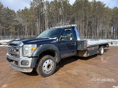 2011 Ford F-550 XLT 4x2 Ciężarówka z systemem Rollback