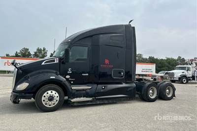 2018 Kenworth T680 6x4 3- Achs Sattelzugmaschine mit Schlafkabine