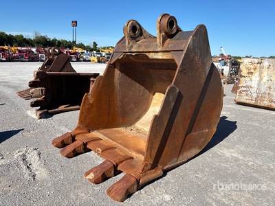 76 in Digging Excavator Bucket - Fits Cat 385