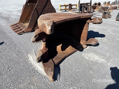 48 in Digging Excavator Bucket - Fits Cat 375