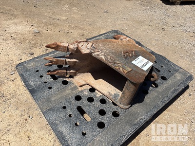 Tag 12 in Digging Excavator Bucket