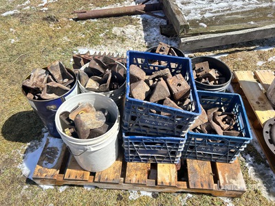 Quantity of (200) Steel Wheel Lugs