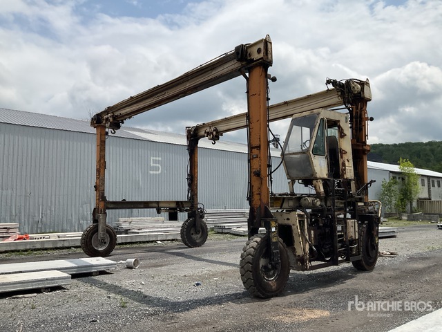 1998 Mi-Jack MJ250B 36000 lb Gantry Crane