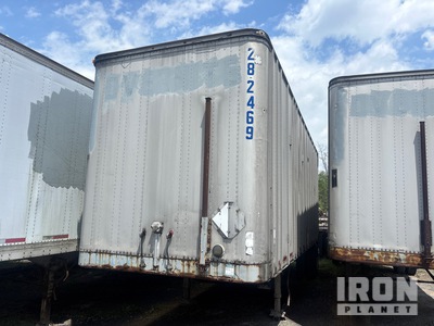 1984 Strick 28 ft x 102 in S/A Remorque fourgon