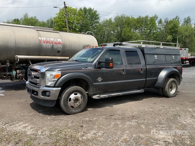 2016 Ford F-350 XLT XLT 4x4 Crew Cab Utility Truck