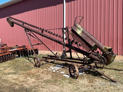 6 in x 26 ft Swing Grain Auger