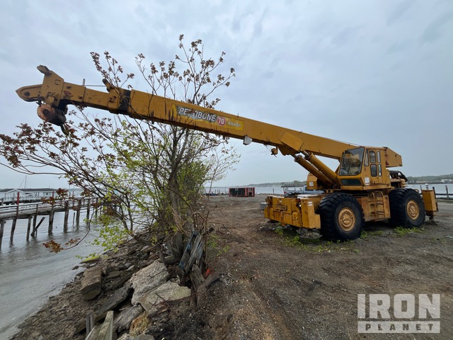 Pettibone 70SC 35 ton 4x4 Rough Terrain Crane