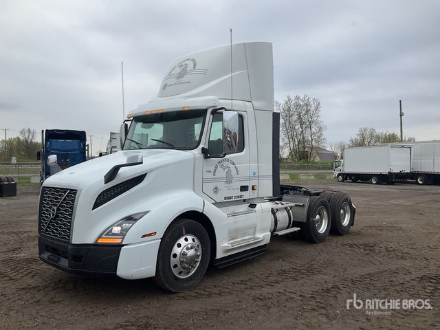 2024 Volvo VNL 6x4 T/A Day Cab Truck Tractor