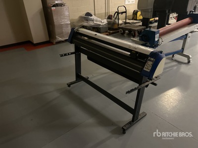 B-1350 Cutting Plotter w/Stand Varios, tienda, almacen, consumidor