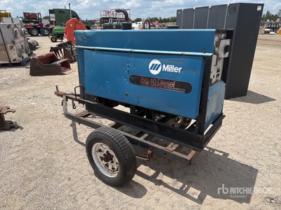 1990 Miller Big Blue 400 Pro Mobile Soldadora motorizada