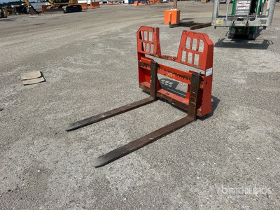 Kubota 48 in Skid Steer Forks