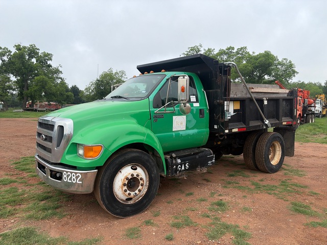 2013 Ford F-650 XL 4x2 S/A Dump Truck 2013 Ford F-650 XL 4x2 S/A Dump Truck