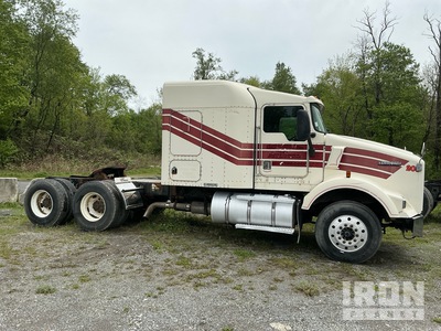 1998 Kenworth T800B 6x4 T/A Sleeper Truck Tractor