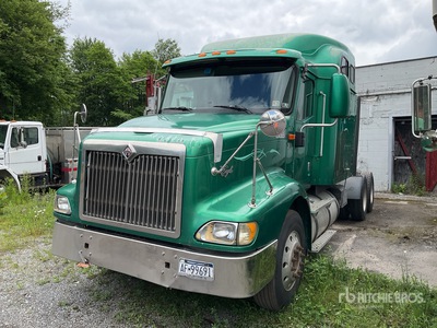 2004 International 9200i 6x4 T/A Sleeper Truck Tractor