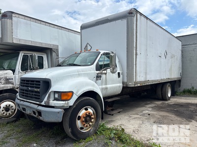 2000 Ford F-650 XL 4x2 Van Truck (Inoperable)