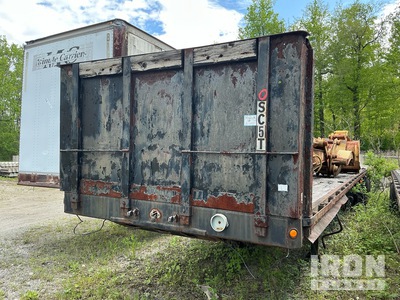 1989 Fontaine 45 ft T/A Spread Axle Flatbed Trailer (Inoperable)