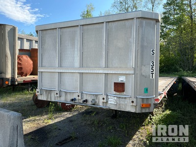 1996 Ravens 1745A68 45 ft T/A Spread Axle Remorque à plateau
