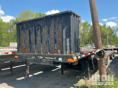 2005 Transcraft DTL-2100 RS2 53 ft T/A Spread Axle Single Drop Step Deck Trailer