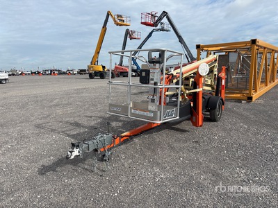 2022 JLG T-350 رافع جرار