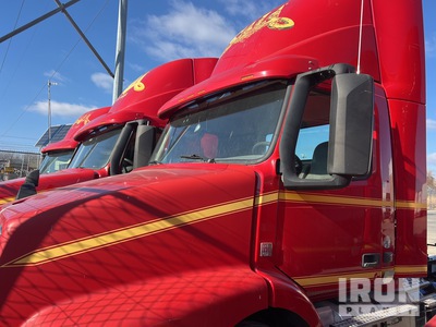 2017 Volvo VNM42T 4x2 Cabeza Tractora Cabina Corta