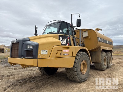 2013 Cat 740B 8000 gal 6x6 Articulated Water Truck