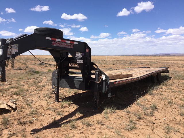 2024 Midsota Manufacturing NFB40-GN-368 40 ft T/A Gooseneck Equipment Trailer (Inoperable)