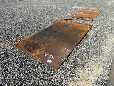 Quantity of (2) 5 ft x 9 ft Płyty stalowe