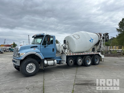 International 7700 12x4 Mixer Truck