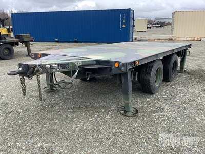 US ARMY Tank Automotive Command M1061A1 Flatbed Trailer
