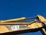 Hydraulics with Stick Cylinder