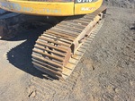 Undercarriage with Right Track Shoes