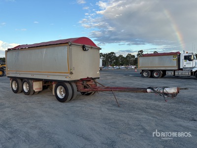 2006 BPT Tipping Trailer