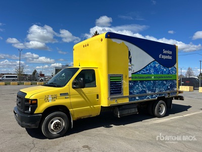 2009 Ford E450 4x2 Utility Truck (Inoperable)