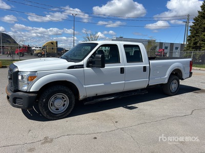 2015 Ford F-250 XL 4x2 Crew Cab Pickup