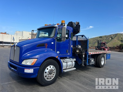 2012 Hiab XS 088 DUO 5950 lb Knuckle Boom on 2013 Kenworth T370 4x2 Ciężarówka z platformą i dźwigiem