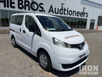 2016 年 Nissan VANETTE Passenger Van