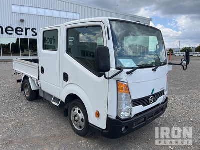 2015 Nissan ATLAS Flatbed Truck