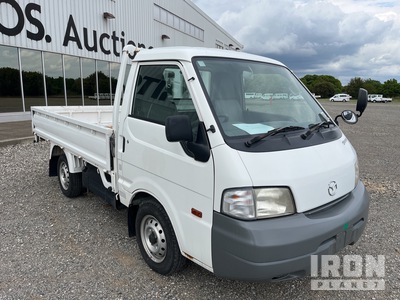 2015 Mazda BONGO Camion à Plateau