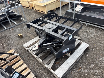 2026 ARTEER RPT-42L 42 in Rotating Hydraulic Forche per mini pala (Unused)