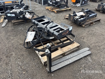 2026 ARTEER RPT-42L 42 in Rotating Hydraulic Forche per mini pala (Unused)