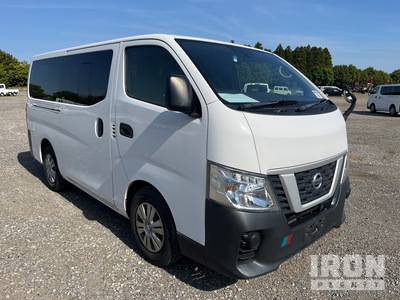 2019 年 Nissan Caravan Passenger Van
