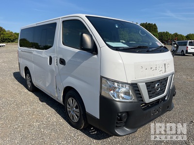 2019 年 Nissan NV350 Caravan Passenger Van