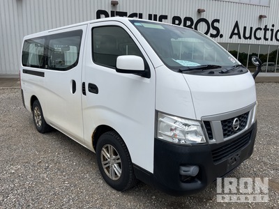 2014 年 Nissan NV350 Caravan Passenger Van
