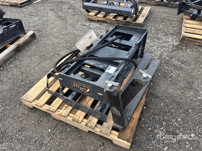 2026 ARTEER RPT-42L 42 in Rotating Hydraulic Forche per mini pala (Unused)