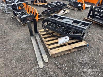 2026 ARTEER RPT-42L 48 in Rotating Hydraulic Forche per mini pala (Unused)