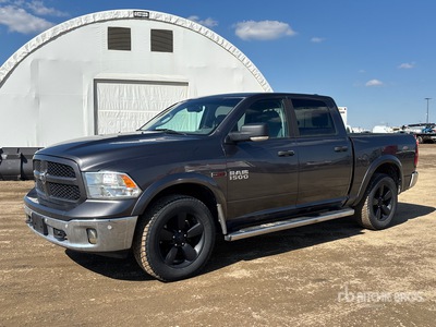 2016 Ram 1500 Outdoorsman 4x4 Crew Cab Pickup