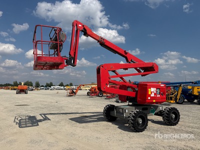 2014 Haulotte HA16RTJ Plataforma Elevadora Articulada