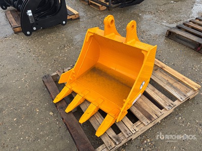 2026 GIYI GY-BK 24 in Digging Excavator Bucket - Fits Cat (Unused)